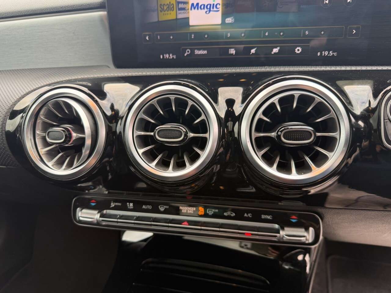 2021 MERCEDES-BENZ CLA 2021 MERCEDES-BENZ CLA