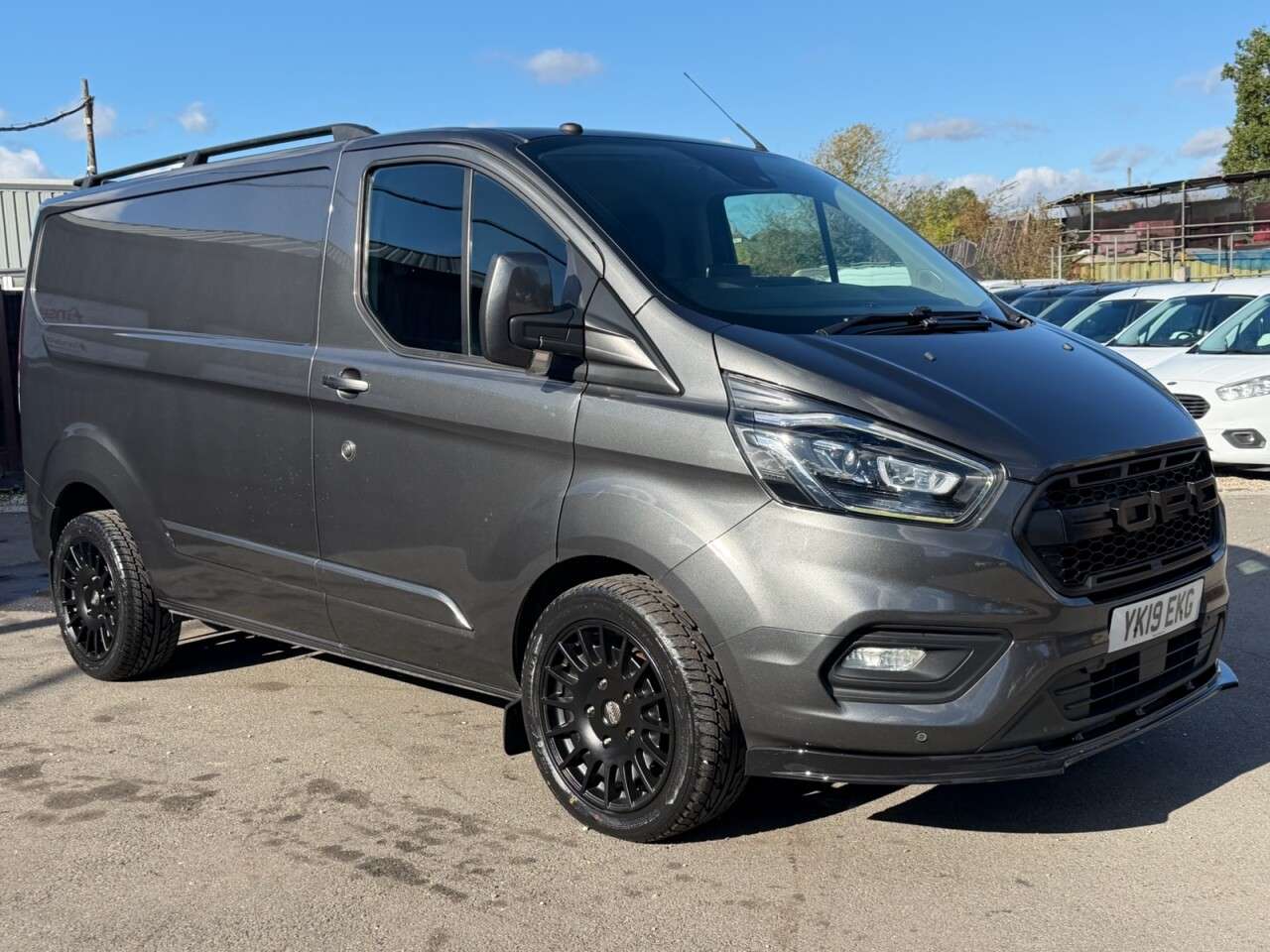 A 2019 FORD TRANSIT CUSTOM 2.0 280 EcoBlue Limited Panel Van 5dr Diesel Manual L1 H1 Euro 6 (130 ps) A 2019 FORD TRANSIT CUSTOM 2.0 280 EcoBlue Limited Panel Van 5dr Diesel Manual L1 H1 Euro 6 (130 ps)