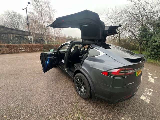 2019 TESLA MODEL X 2019 TESLA MODEL X