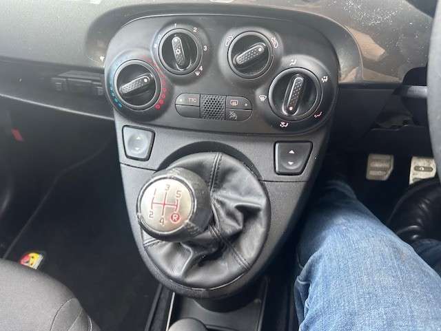 2015 ABARTH 595 2015 ABARTH 595