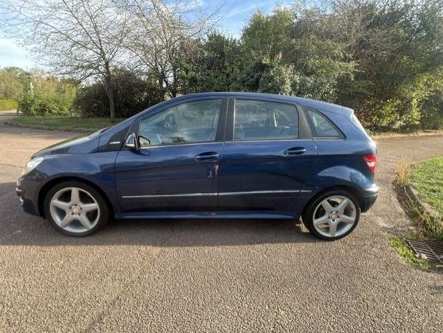 2010 MERCEDES-BENZ B CLASS 2010 MERCEDES-BENZ B CLASS