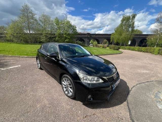 A 2013 LEXUS CT 1.8 200h Advance Hatchback 5dr Petrol Hybrid CVT Euro 5 (s/s) (136 ps) A 2013 LEXUS CT 1.8 200h Advance Hatchback 5dr Petrol Hybrid CVT Euro 5 (s/s) (136 ps)