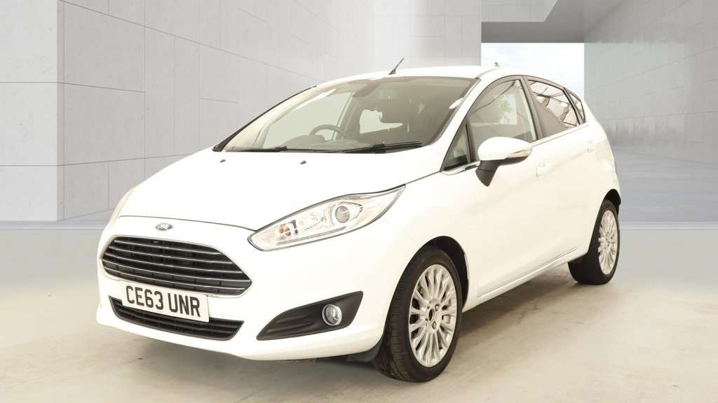 A 2013 FORD FIESTA 1.6 Titanium Hatchback 5dr Petrol Powershift Euro 5 (105 ps) A 2013 FORD FIESTA 1.6 Titanium Hatchback 5dr Petrol Powershift Euro 5 (105 ps)