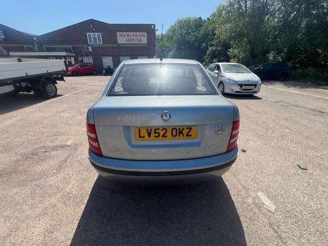 2002 SKODA FABIA 2002 SKODA FABIA