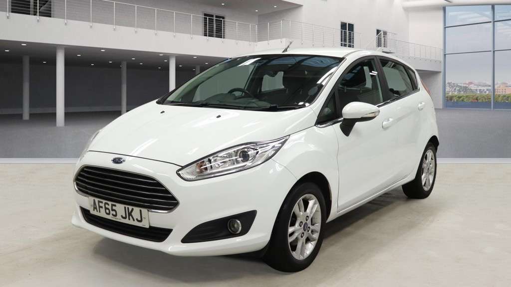 A 2015 FORD FIESTA 1.25 Zetec Hatchback 5dr Petrol Manual Euro 6 (82 ps) A 2015 FORD FIESTA 1.25 Zetec Hatchback 5dr Petrol Manual Euro 6 (82 ps)