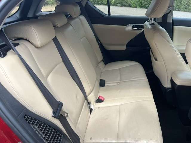 2011 LEXUS CT 2011 LEXUS CT