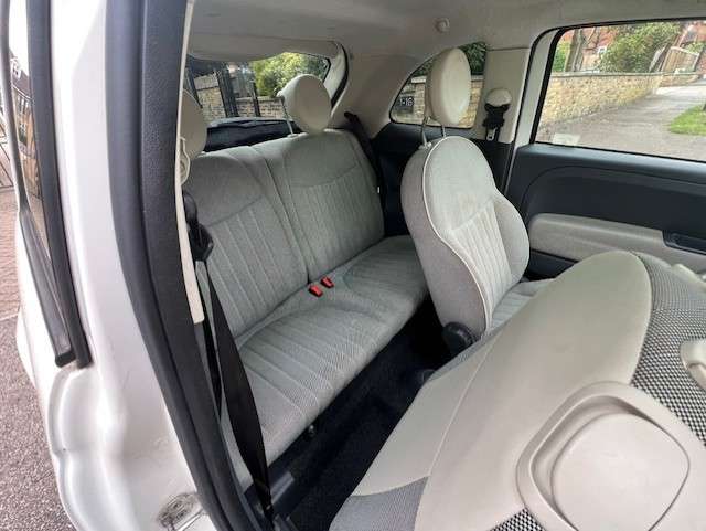 2012 FIAT 500 2012 FIAT 500