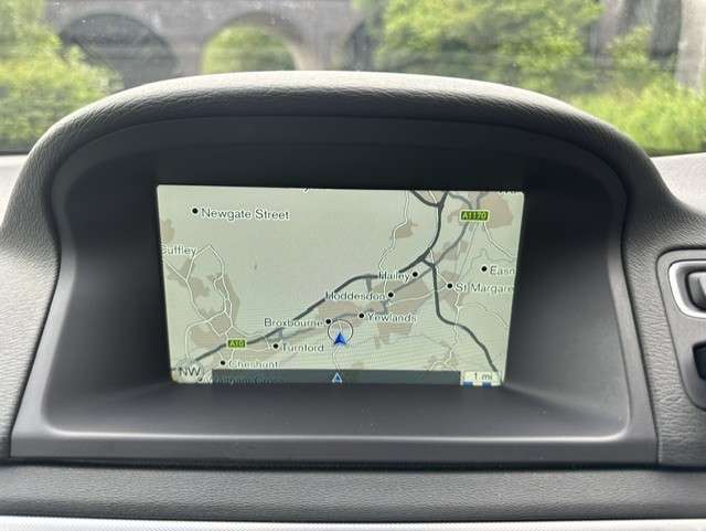 2015 VOLVO V70 2015 VOLVO V70