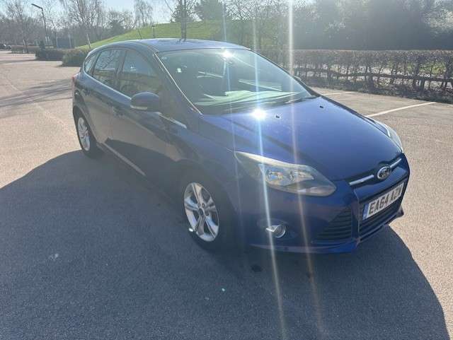 A 2014 FORD FOCUS 1.6 Zetec Hatchback 5dr Petrol Powershift Euro 5 (125 ps) A 2014 FORD FOCUS 1.6 Zetec Hatchback 5dr Petrol Powershift Euro 5 (125 ps)