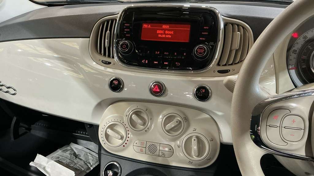 2016 FIAT 500 2016 FIAT 500