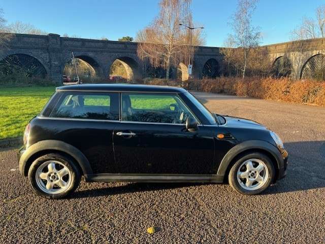2010 MINI HATCH 2010 MINI HATCH