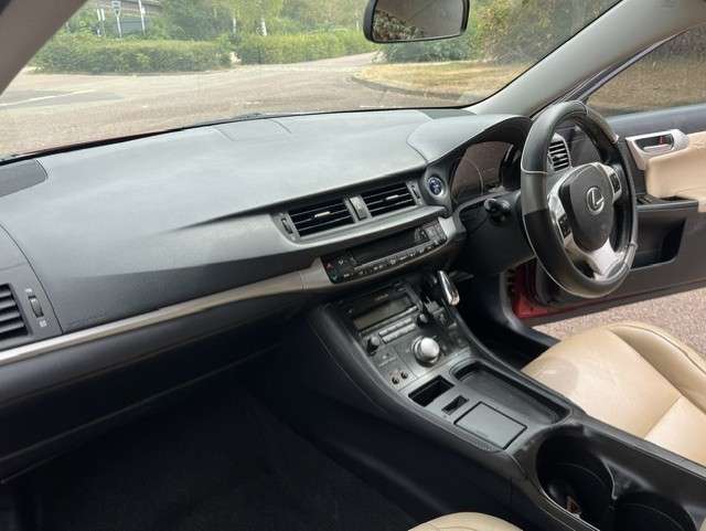 2011 LEXUS CT 2011 LEXUS CT