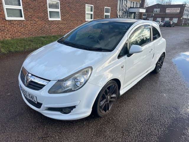A 2010 VAUXHALL CORSA 1.2i 16v Limited Edition Hatchback 3dr Petrol Manual (a/c) (124 g/km, 84 bhp) A 2010 VAUXHALL CORSA 1.2i 16v Limited Edition Hatchback 3dr Petrol Manual (a/c) (124 g/km, 84 bhp)