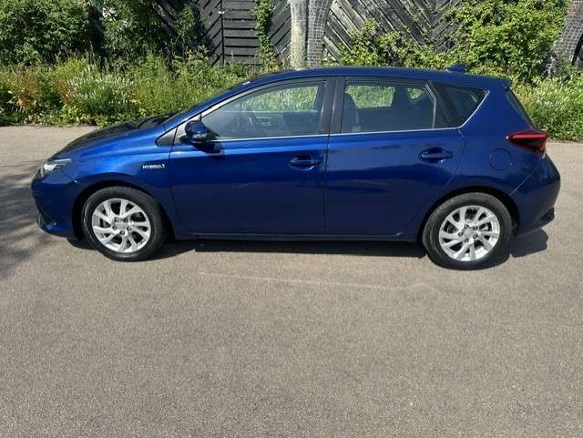 2017 TOYOTA AURIS 2017 TOYOTA AURIS
