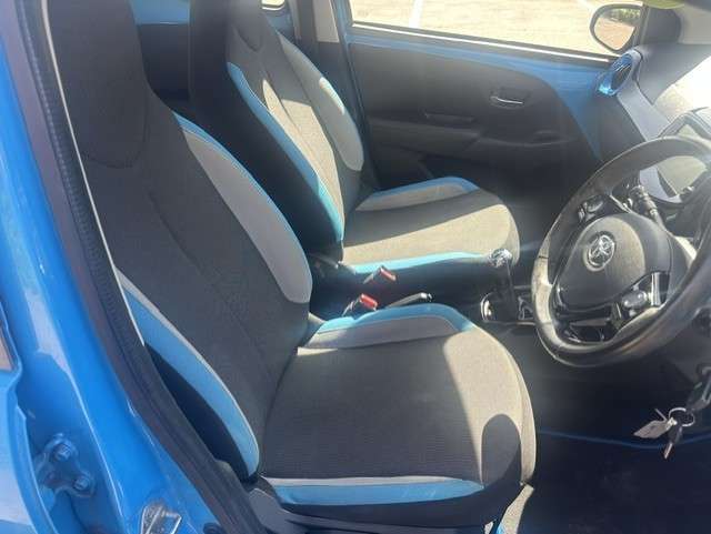 2015 TOYOTA AYGO 2015 TOYOTA AYGO