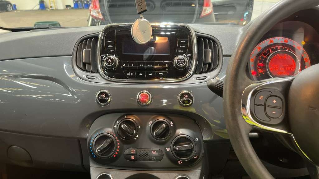 2016 FIAT 500 2016 FIAT 500
