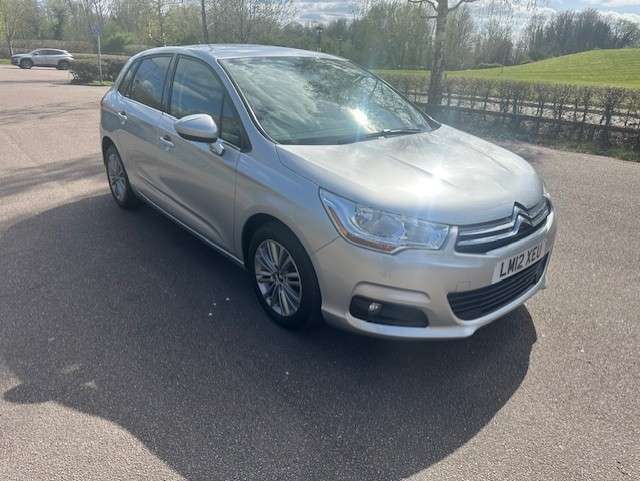 A 2012 CITROEN C4 1.6 HDi 16V VTR+ Hatchback 5dr Diesel Manual Euro 5 (90 ps) A 2012 CITROEN C4 1.6 HDi 16V VTR+ Hatchback 5dr Diesel Manual Euro 5 (90 ps)