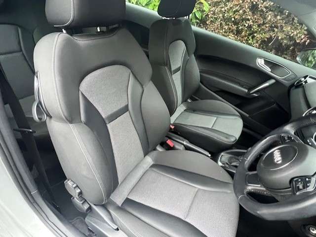 2012 AUDI A1 2012 AUDI A1