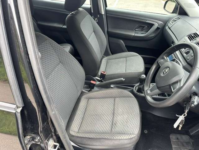 2015 SKODA FABIA 2015 SKODA FABIA