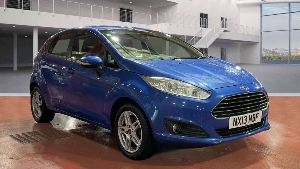 A 2013 FORD FIESTA 1.6 Zetec Hatchback 5dr Petrol Powershift Euro 5 (105 ps) A 2013 FORD FIESTA 1.6 Zetec Hatchback 5dr Petrol Powershift Euro 5 (105 ps)