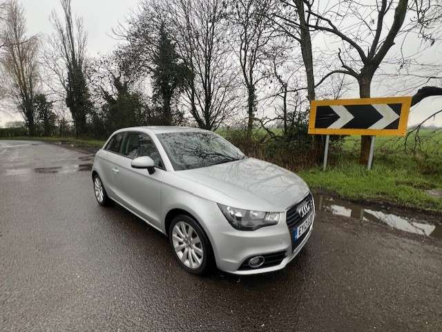 A 2012 AUDI A1 1.4 TFSI Sport Hatchback 3dr Petrol S Tronic Euro 5 (s/s) (122 ps) A 2012 AUDI A1 1.4 TFSI Sport Hatchback 3dr Petrol S Tronic Euro 5 (s/s) (122 ps)