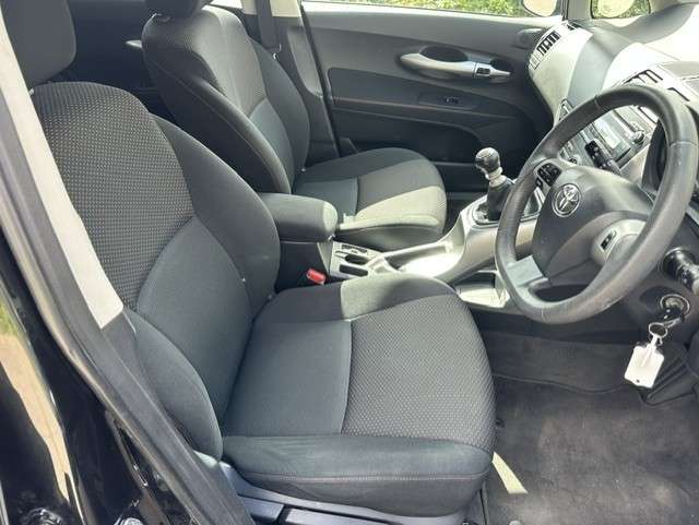 2010 TOYOTA AURIS 2010 TOYOTA AURIS