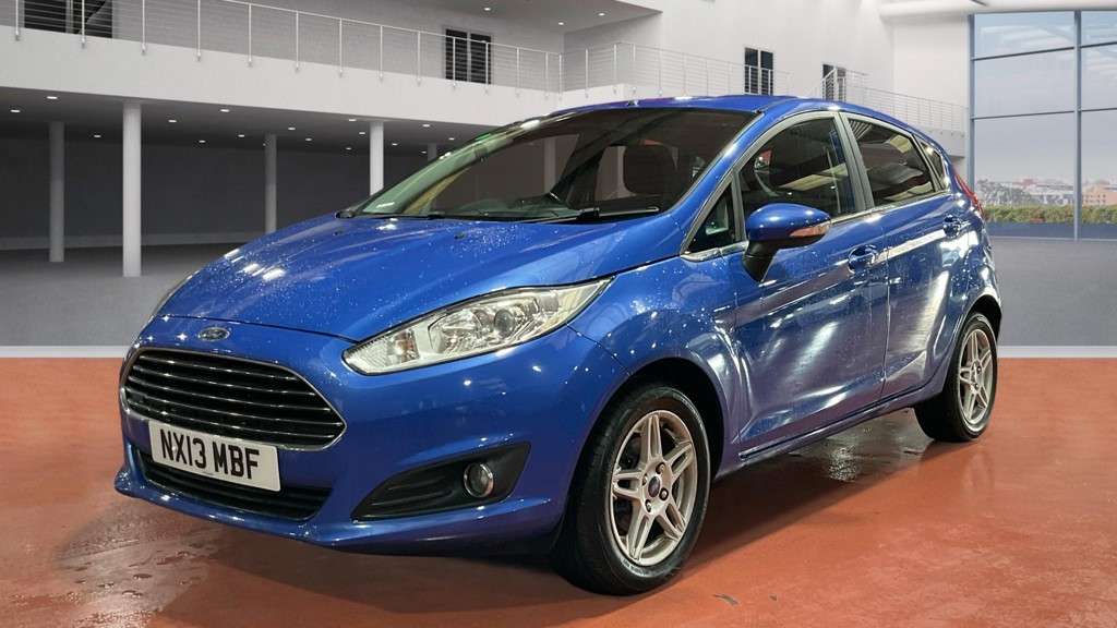 A 2013 FORD FIESTA 1.6 Zetec Hatchback 5dr Petrol Powershift Euro 5 (105 ps) A 2013 FORD FIESTA 1.6 Zetec Hatchback 5dr Petrol Powershift Euro 5 (105 ps)