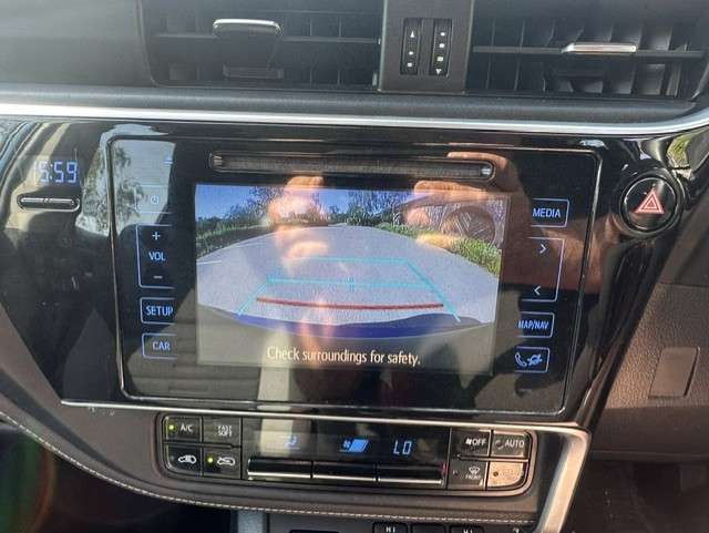 2017 TOYOTA AURIS 2017 TOYOTA AURIS