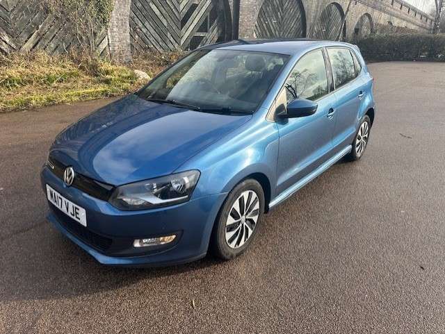 A 2017 VOLKSWAGEN POLO 1.0 TSI BlueMotion Tech BlueMotion Hatchback 5dr Petrol Manual Euro 6 (s/s) (95 ps) A 2017 VOLKSWAGEN POLO 1.0 TSI BlueMotion Tech BlueMotion Hatchback 5dr Petrol Manual Euro 6 (s/s) (95 ps)