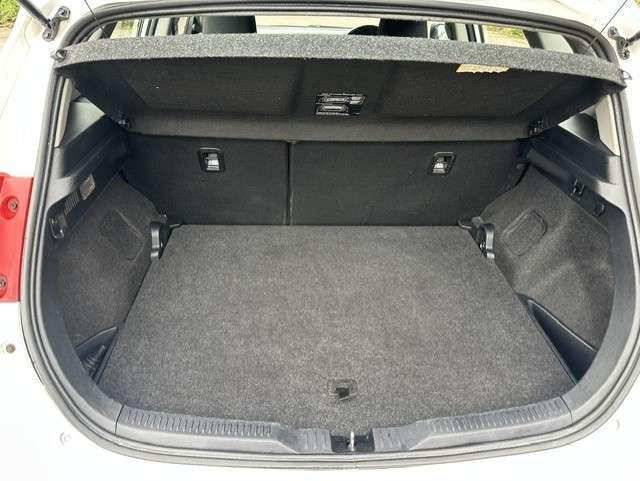 2013 TOYOTA AURIS 2013 TOYOTA AURIS