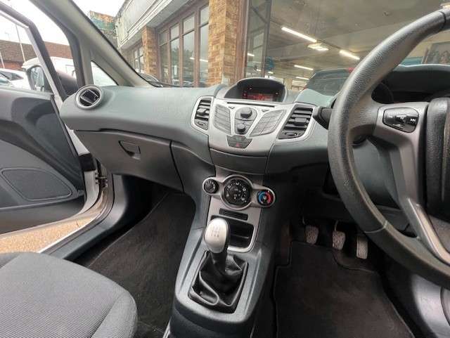 2011 FORD FIESTA 2011 FORD FIESTA