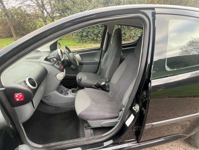 2006 PEUGEOT 107 2006 PEUGEOT 107