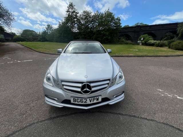A 2012 MERCEDES-BENZ E CLASS 1.8 E200 BlueEfficiency Sport Cabriolet 2dr Petrol G-Tronic+ Euro 5 (s/s) (184 ps) A 2012 MERCEDES-BENZ E CLASS 1.8 E200 BlueEfficiency Sport Cabriolet 2dr Petrol G-Tronic+ Euro 5 (s/s) (184 ps)