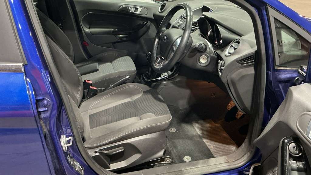 2015 FORD FIESTA 2015 FORD FIESTA