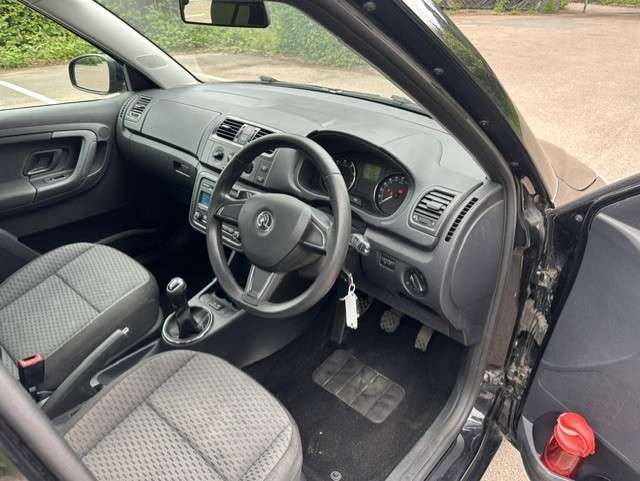2015 SKODA FABIA 2015 SKODA FABIA