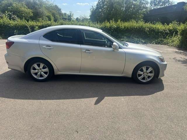 A 2006 LEXUS IS 2.5 250 Saloon 4dr Petrol Automatic (214 g/km, 204 bhp) A 2006 LEXUS IS 2.5 250 Saloon 4dr Petrol Automatic (214 g/km, 204 bhp)