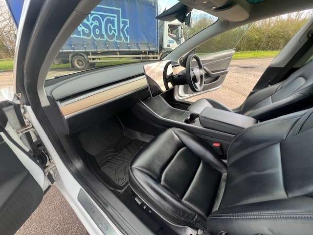 2020 TESLA MODEL 3 2020 TESLA MODEL 3