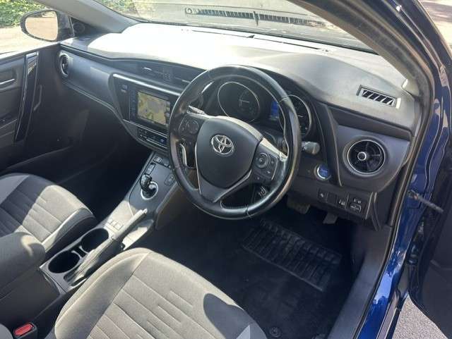 2017 TOYOTA AURIS 2017 TOYOTA AURIS
