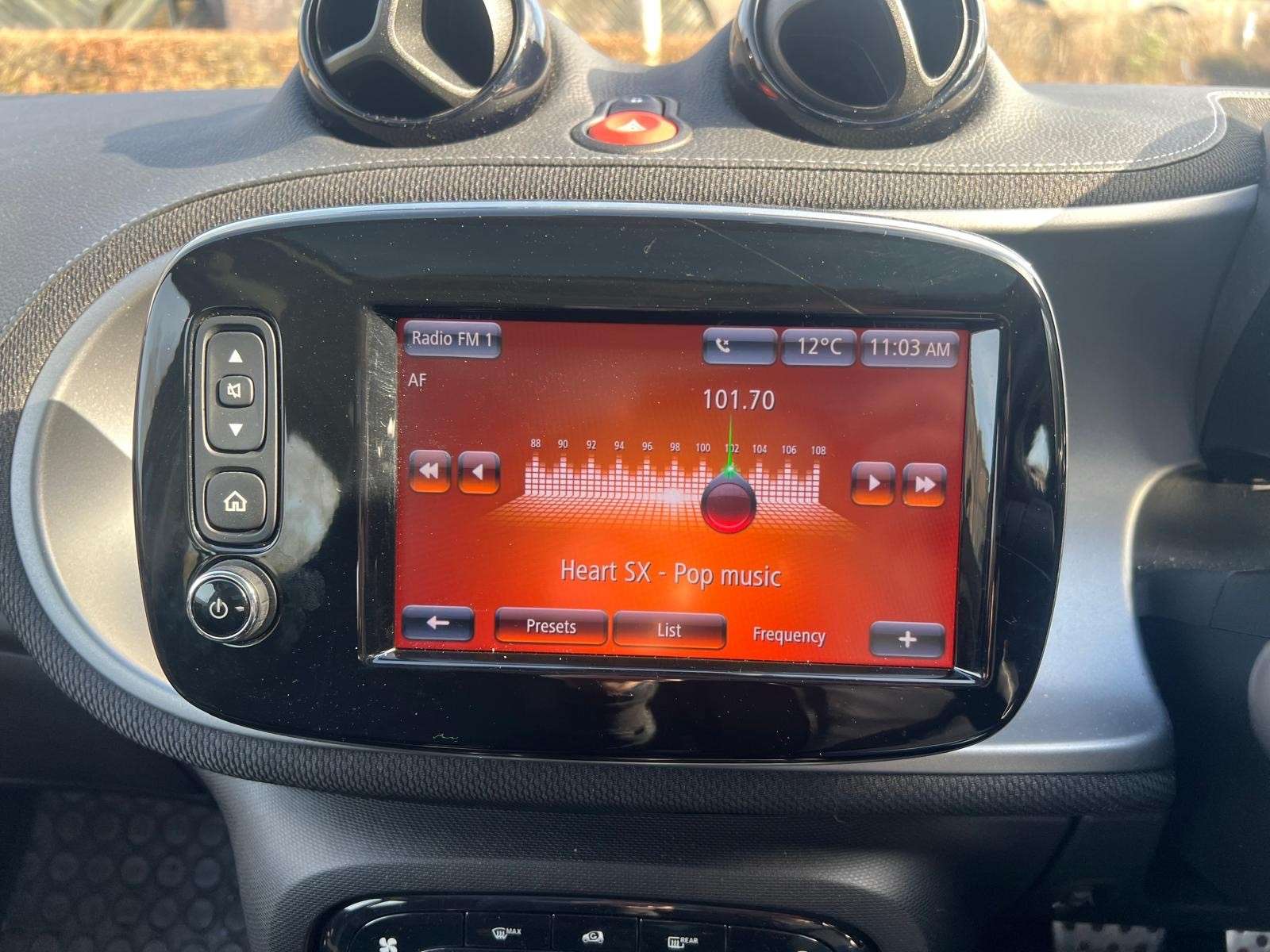 2018 SMART FORFOUR 2018 SMART FORFOUR