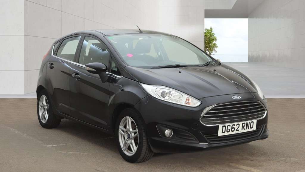 A 2013 FORD FIESTA 1.6 Zetec Hatchback 5dr Petrol Powershift Euro 5 (105 ps) A 2013 FORD FIESTA 1.6 Zetec Hatchback 5dr Petrol Powershift Euro 5 (105 ps)