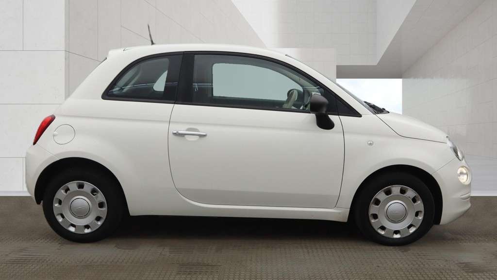 2017 FIAT 500 2017 FIAT 500