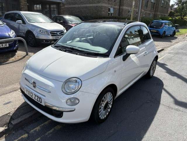 A 2012 FIAT 500 1.2 Lounge Hatchback 3dr Petrol Manual Euro 5 (s/s) (69 bhp) A 2012 FIAT 500 1.2 Lounge Hatchback 3dr Petrol Manual Euro 5 (s/s) (69 bhp)