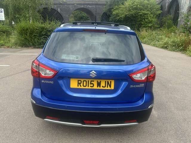 2015 SUZUKI SX4 2015 SUZUKI SX4