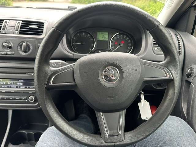 2015 SKODA FABIA 2015 SKODA FABIA
