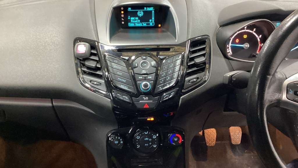 2015 FORD FIESTA 2015 FORD FIESTA