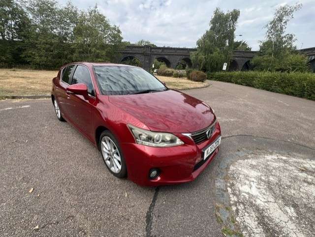 A 2011 LEXUS CT 1.8 200h SE-L Hatchback 5dr Petrol Hybrid CVT Euro 5 (s/s) (136 ps) A 2011 LEXUS CT 1.8 200h SE-L Hatchback 5dr Petrol Hybrid CVT Euro 5 (s/s) (136 ps)