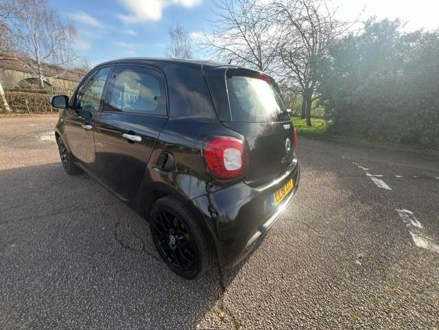 2018 SMART FORFOUR 2018 SMART FORFOUR