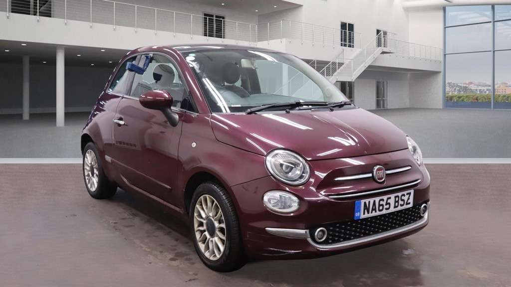 A 2015 FIAT 500 1.2 Lounge Hatchback 3dr Petrol Manual Euro 6 (s/s) (69 bhp) A 2015 FIAT 500 1.2 Lounge Hatchback 3dr Petrol Manual Euro 6 (s/s) (69 bhp)