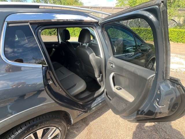 2017 PEUGEOT 2008 2017 PEUGEOT 2008