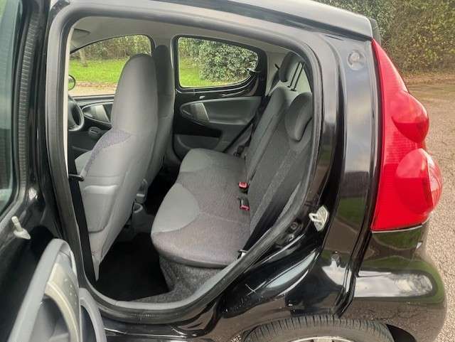 2006 PEUGEOT 107 2006 PEUGEOT 107